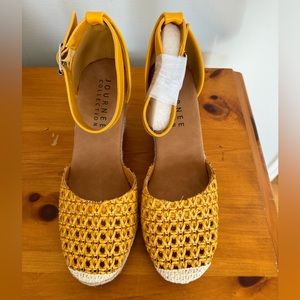 Journee Espadrille Sandal. Sierra Mustard size 8.5